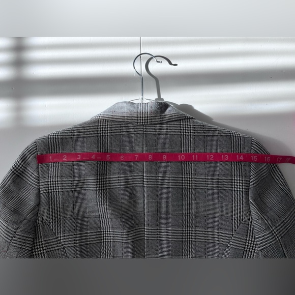 B MOSS | 2 | Tailored Fit - Picture 13 of 14